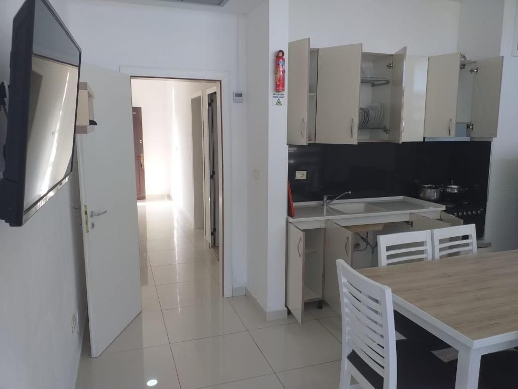 Flat Ergli Apartamento Velipojë Exterior foto